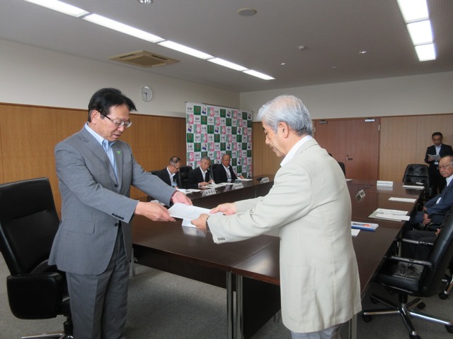 平成29年度企業会計決算審査意見書提出