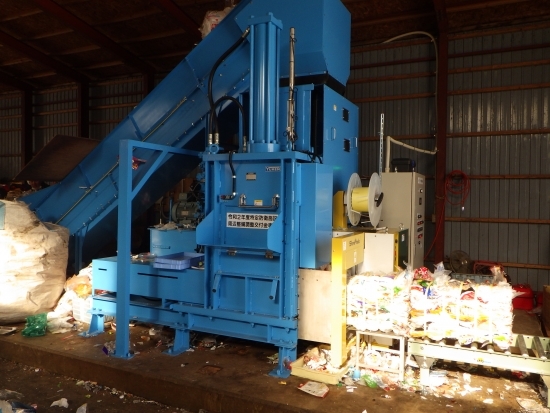 プラスチック減容機